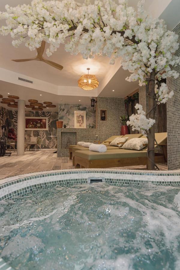 Casa Coco Boutique Hotel & Spa 4*S - Adults Only يوريت دي مار المظهر الخارجي الصورة